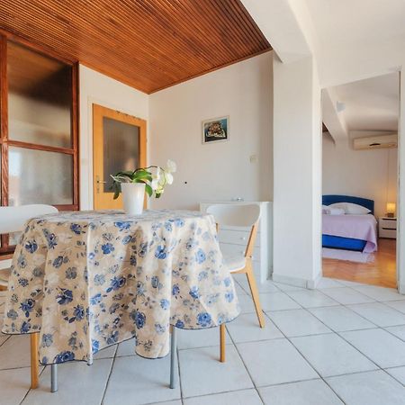 Perica Apartment And Perica Room With Separate Entrance Zadar Exterior foto